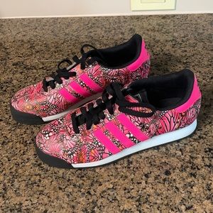 Adidas Woman’s 10 Trefoil Pink Geometric Pattern 3 Pink Stripes Sneakers